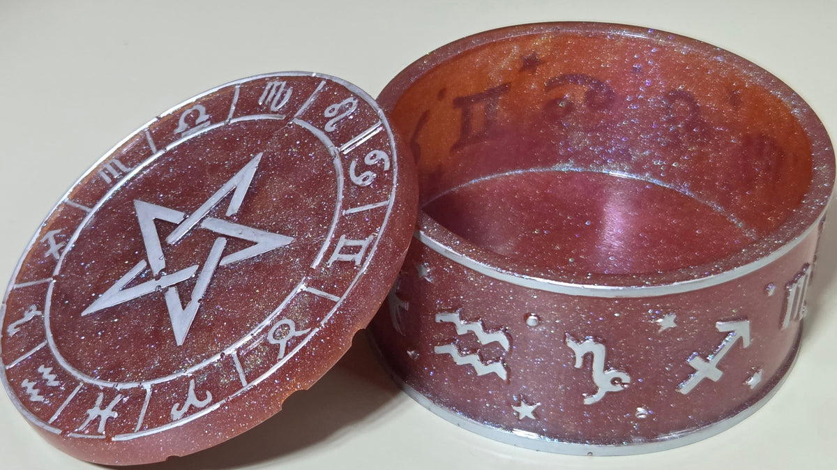 Handcrafted Epoxy Resin Celestial Astrology Jar - Gothic Home Decor & Storage