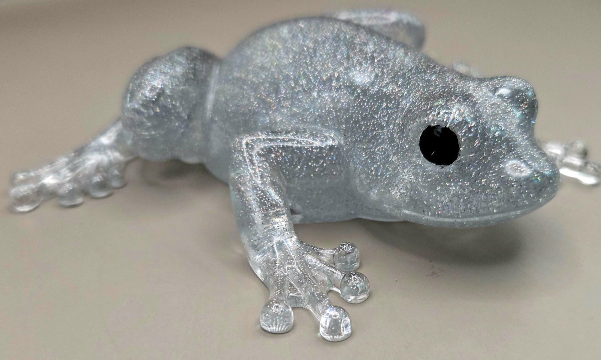 Handcrafted Epoxy Resin Frog Figurine - Gothic Home Decor