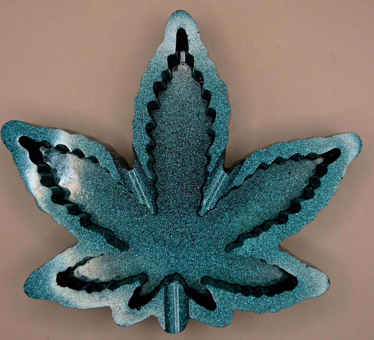 Handcrafted Epoxy Resin Leaf Ashtray - Gothic Home Decor